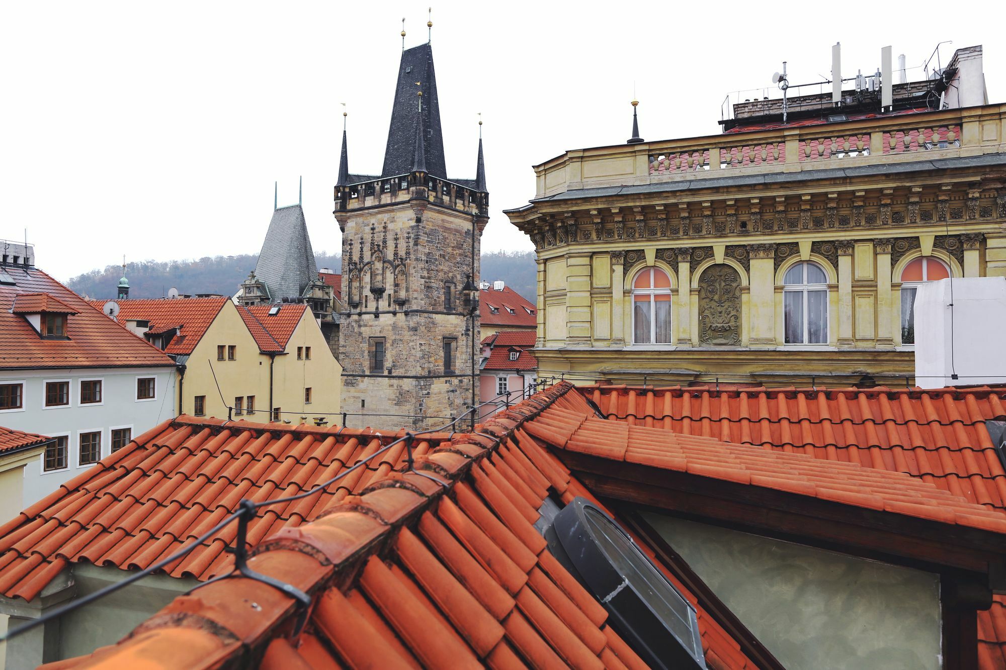 Aparthotel OREA Place Charles Bridge à Prague Extérieur photo